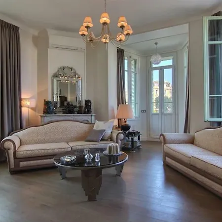 Large 2 Bedrooms - Terrace - 1 Min From The Palais -apt N° 5m32 * Cannes